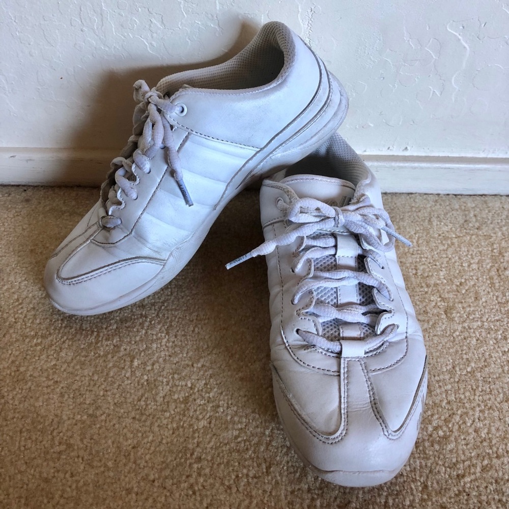 Varsity Cheer Shoes, Sz 6